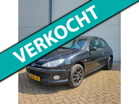 Peugeot 206 1.4 X-line Inruilkoopje Meeneemprijs !
