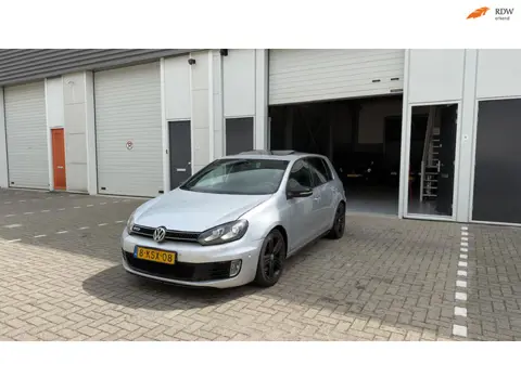 Volkswagen Golf 2.0 GTD DSG - Dak - Camera - Dynaudio - Sport - Automatisch inparkeren -