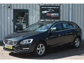 Volvo V60 1.6 T3 Summum – 2015 | Climate Control | Navigatie | Mooie uitvoering