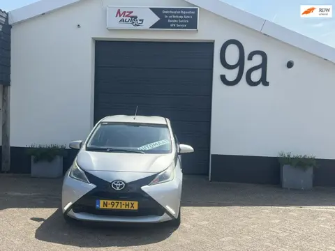 Toyota Aygo 1.0 VVT-i x-cite