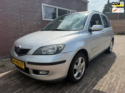 Mazda 2 1.4 Airco apk 11-11-2026 trekhaak 5 drs lmv