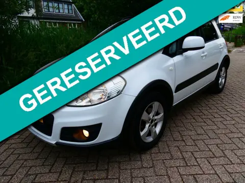 Suzuki SX4 1.6 Excl. Automaat Clima Keyless Trekhaak 137.000km Hoge instap