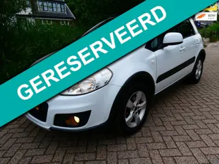 Suzuki SX4 1.6 Excl. Automaat Clima Keyless Trekhaak 137.000km Hoge instap