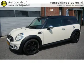 MINI Clubman 1.6 120PK COOPER CHILI KEURIGE STAAT PANORAMADAK 1/2 LEDER ECC AIRCO CRUISECONTROL PARK