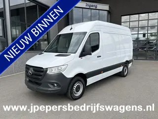Mercedes-Benz Sprinter 317 CDI L2 H2 360 Camera / Trekhaak / MBUX / Navigatie / Parkeersensoren / Cr
