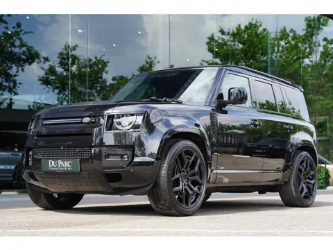 Land Rover Defender 110 P 400 E X-Dynamic HSE URBAN / Panoramadak / 23 Inch / BTW