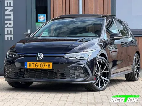 VOLKSWAGEN GOLF 1.4 EHYBRID GTE Pano 19Â R velgen Led