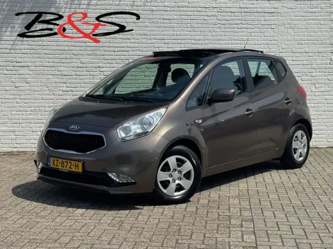 Kia Venga 1.6 CVVT DynamicLine Automaat Camera Panoramadak Navi Trekhaak Cruisecontrol All-Season ba
