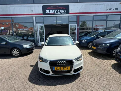 Audi A1 1.2 TFSI Attraction NAVI-CRUISE-BLUETOOTH