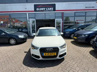 Audi A1 1.2 TFSI Attraction NAVI-CRUISE-BLUETOOTH