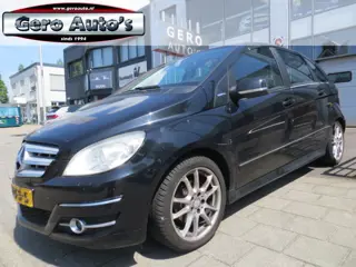 Mercedes-Benz B-Klasse 160 BlueEFFICIENCY Business Class mooie auto ,lmv airco etc