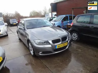 BMW 3-serie 316i Business Line navi clima elek pak nap apk