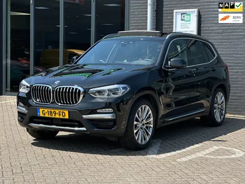 BMW X3 XDrive20i High Executive Edition/PANO-DAK/CAMERA/NAVI/NL-AUTO NAP!!