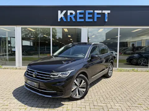 Volkswagen Tiguan 1.4 TSI eHybrid HUD | Memory | Pano