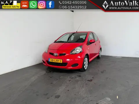 Toyota Aygo 1.0-12V Comfort. Airco. 5 drs! (bj 2010)