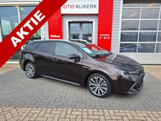 Toyota Corolla Touring Sports 1.8 Hybrid Style Limited**Zomeraanbieding!! Gratis Trekhaak**