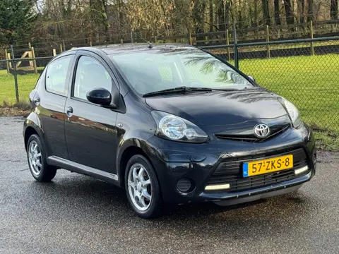 Toyota Aygo 1.0 VVT-i Aspiration /Airco/Led/5-Deurs/