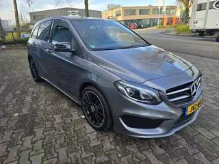 Mercedes-Benz B-Klasse 250 AMG UITVOERING (bj 2017)
