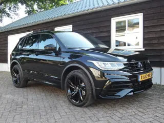 VOLKSWAGEN TIGUAN 1.4 TSI EHY R-Line Trekhaak/Panorama dak 