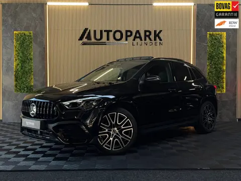 Mercedes-Benz GLA-klasse 200 AMG Line PANO|KEYLESSS|CARPLAY|CAMERA|FEERVERLICHTING|FABRIEKSGARANTIE|