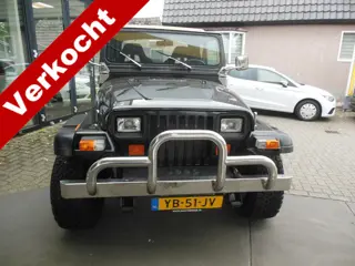 Jeep Wrangler 2.5 Hardtop Staat in de Krim (bj 1990)
