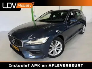 VOLVO V60 2.0 B3 HYBRIDE / Apple carplay / Adaptieve Cruise controle / NAP / Historie aanwezig.