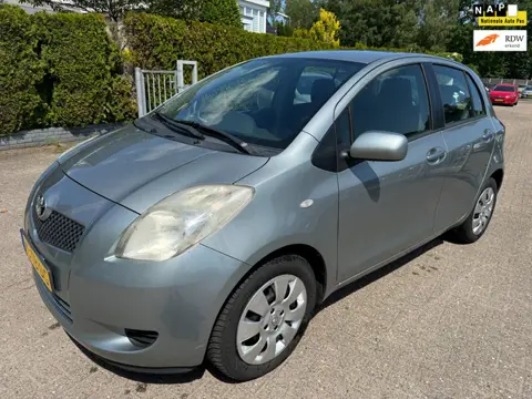 Toyota Yaris 1.3 VVTi 5-DRS Sol AIRCO NAP