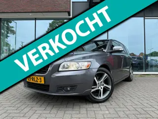 Volvo V50 2.0 Business Pro Edition - Navi - Leder - Trekhaak - Org.NL