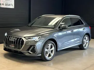 Audi Q3 4.5 TFSIe S line | 1e Eigenaar | Matrix LED | Camera | Adaptive Cruise