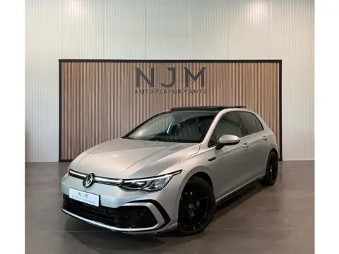 Volkswagen Golf 1.5 eTSI R-Line|Pano|Carplay|Sfeer