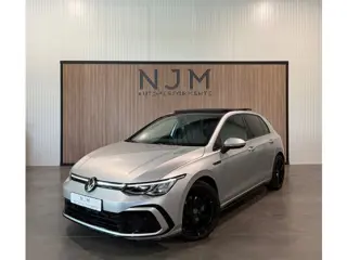 Volkswagen Golf 1.5 eTSI R-Line|Pano|Carplay|Sfeer