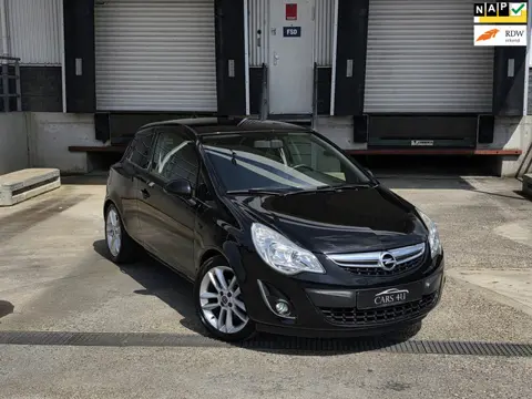 Opel Corsa 1.4-16V Color sport Edition