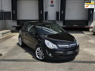 Opel Corsa 1.4-16V Color sport Edition