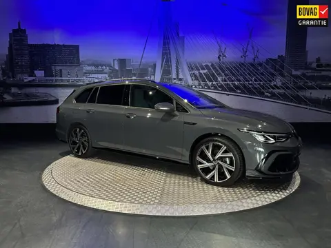 Volkswagen Golf Variant 1.5 eTSI R-Line *Led*Appconnect*Sfeerverlichting*NL Auto*