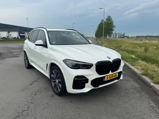 BMW X5 XDrive45e High Executive / Skylounge / Pano