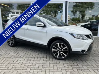 Nissan QASHQAI 1.2 Tekna Automaat / Leder / Camera / Pano / Stoelverwarming