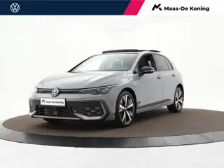 Volkswagen Golf 1.5 eHybrid 272pk DSG GTE · Panoramadak · Camera · Matrix LED · Stuur- & Stoelverwar