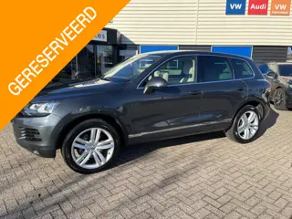 Volkswagen Touareg 3.6 FSI Highline 2 de eigenaar, navi, leer. mooi interieur. Dealer onderhouden.