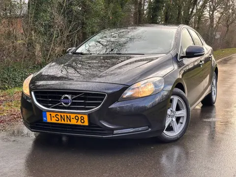Volvo V40 1.6 D2 Momentum | Airco + Cruise + Navi |
