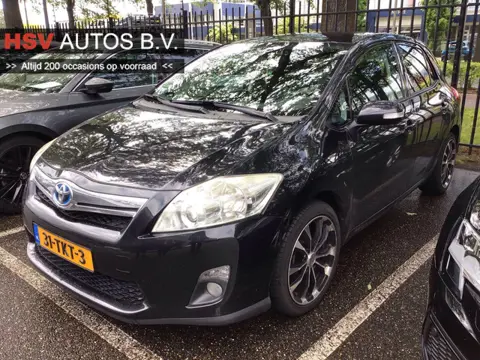 Toyota Auris 1.8 Full Hybrid Dynamic Business