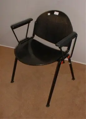 1x SET van 3 kantinestoelen