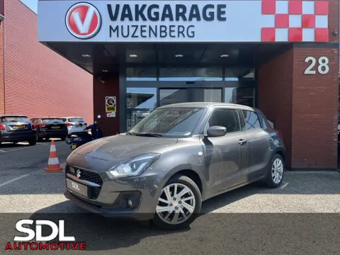 Suzuki Swift 1.2 Style Smart Hybrid // ADAPT. CRUISE // LED // DODEHOEK // STOELVERWARMING // CAMERA