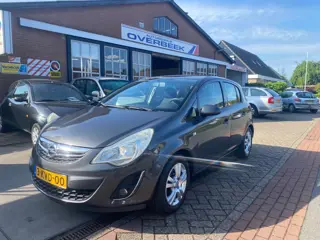 Opel Corsa 1.2-16V Cosmo