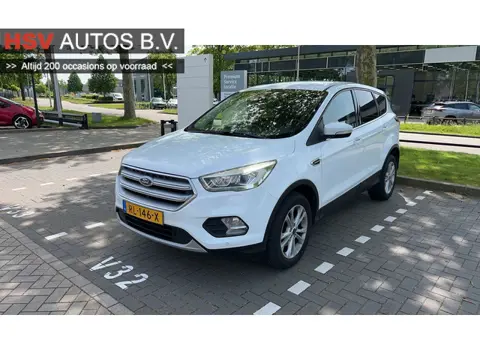 Ford Kuga 1.5 EcoBoost Titanium navi LM camera