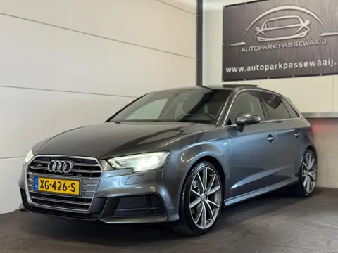 Audi A3 Sportback 1.4 TFSI CoD 3x S-Line Pano, Stoelverwarming, Navigatie, Bluetooth, Drive-Select, 