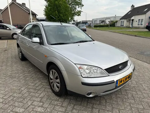 Ford Mondeo 2.0-16V Collection AUTOMAAT AIRCO