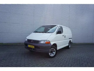 Toyota HiAce 2.5 D4-D 100 4WD Cool MARGE! - Airco / Elektr. ramen / NAP