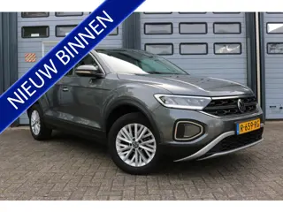 Volkswagen T-Roc 1.0 TSI Life Virtual cockpit Navi Camera Led Privacy glass Bj:2022