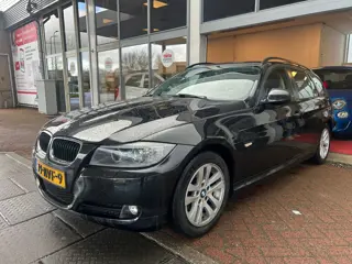 BMW 3-serie Touring 318i Business Line|Nw.KETTING|NAP|Navi|AIRCO|CruiseC|LEDER|APK