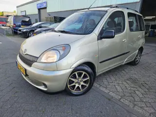 Toyota Yaris Verso 1.3-16V VVT-i Sol AUTOMAAT AIRCO